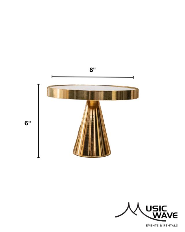 Rental store for Cake Stand - Gold  Small  6 A y 8 D in San Juan PR