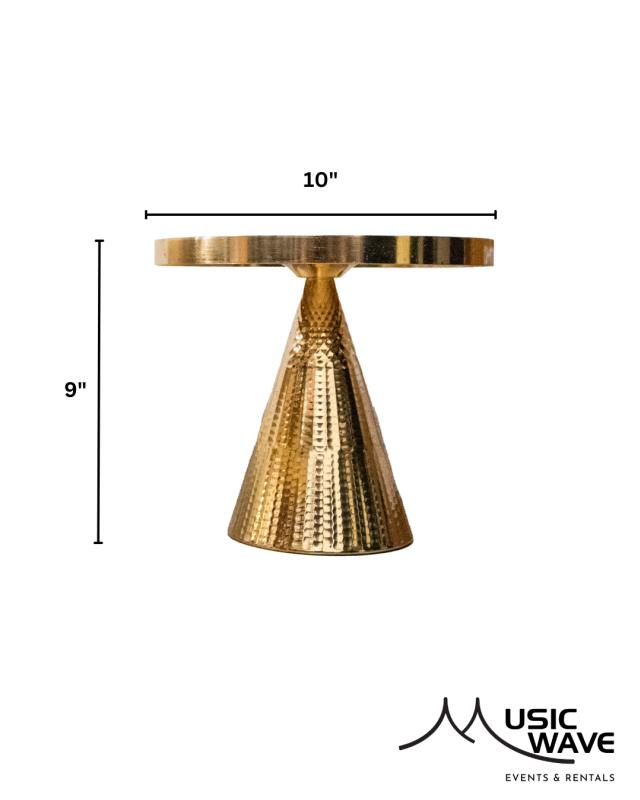 Rental store for Cake Stand - Gold  Medium  9 A y 10 D in San Juan PR