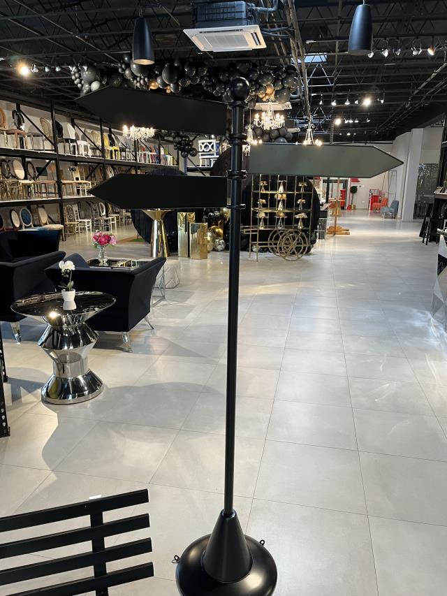 Rental store for London Sign  Negro   9567 in San Juan PR