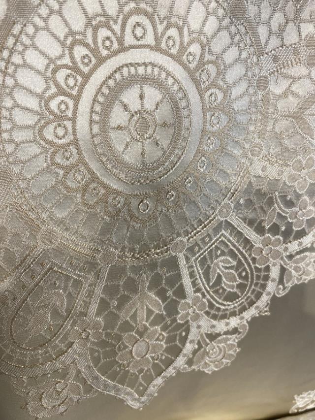 Rental store for Mantel Battemberg Liso Ivory de 90x156 in San Juan PR